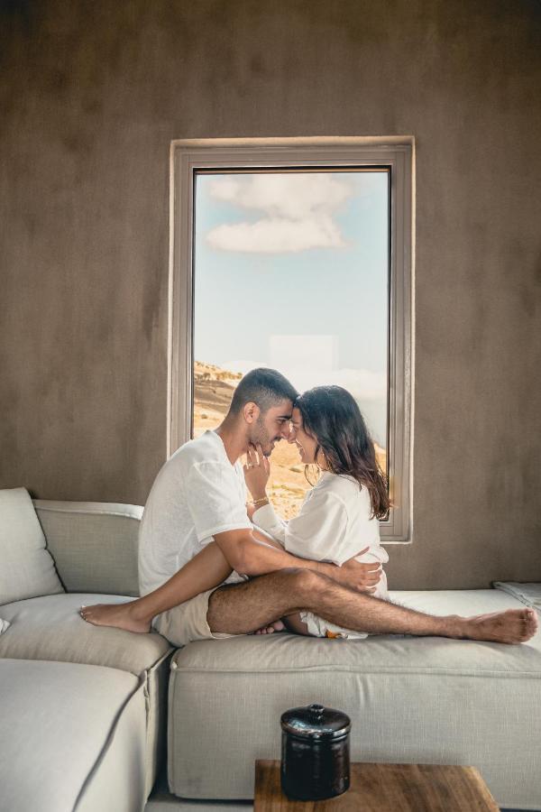 Santorini Sky, The Lodge Pyrgos Kallistis Екстер'єр фото