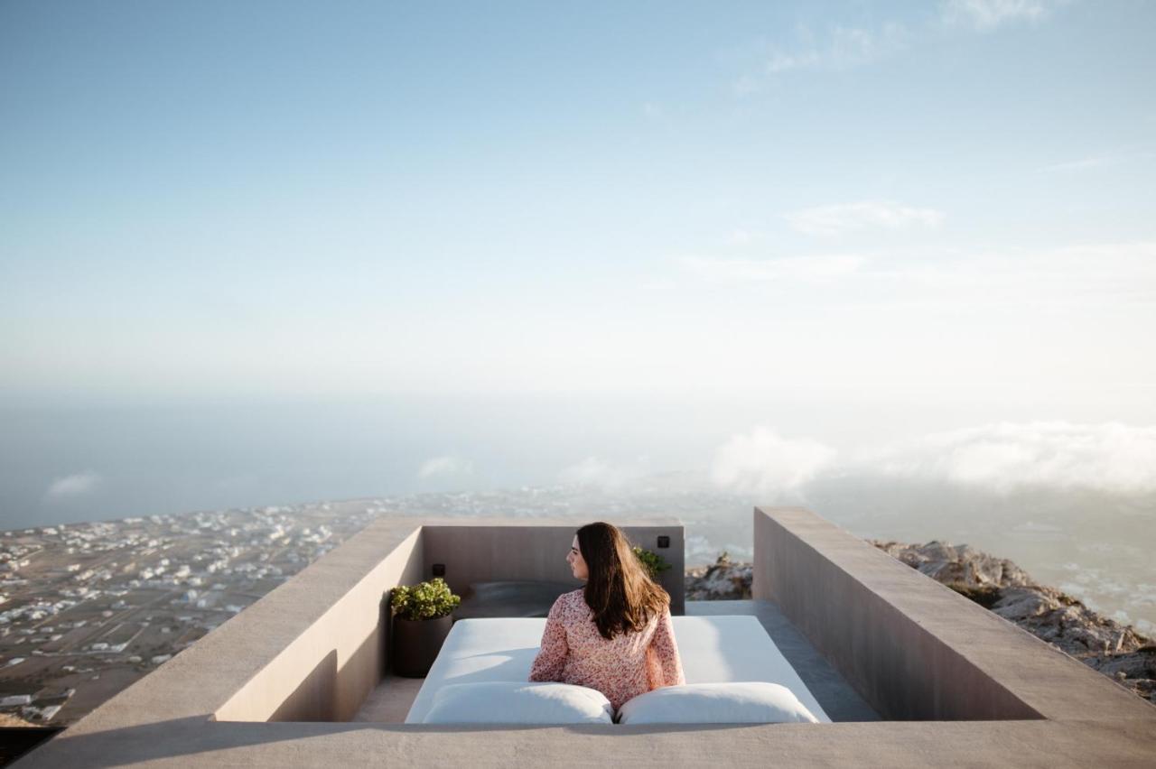 Santorini Sky, The Lodge Pyrgos Kallistis Екстер'єр фото